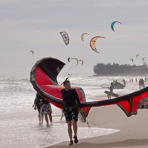 Mui Ne
Kiteboarding
Strand
Meer
Surfen
Kite
Beach