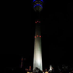 Rheinturm Düsseldorf 2011