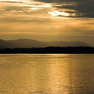 Sonnenuntergang, fotographiert von der Fähre aus. Vancouver Island -> Vancouver Festland