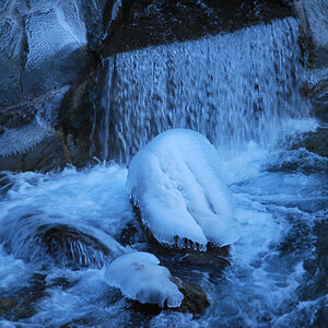 Eis im Wasser 02