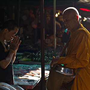 bangkok klong toey market 1015864