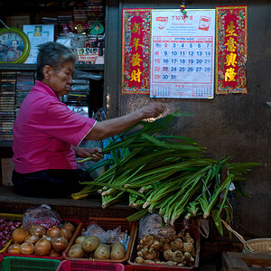 bangkok klong toey market 1016148