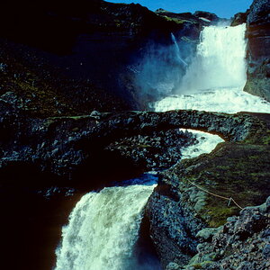 054 Island 1982