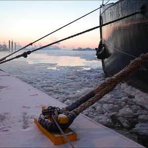 comp Elbe unter Eis 003b