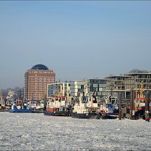 comp Elbe unter Eis 210b
