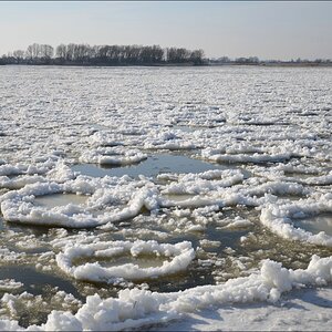 comp Elbe unter Eis 261b