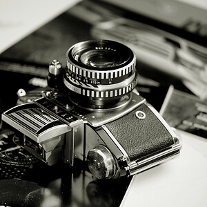 Exakta 2a sRGB