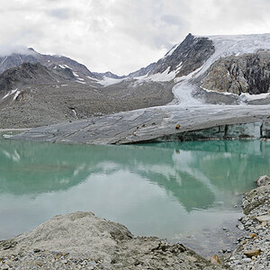 Gletscherzunge des Sulzenauferners (2500m)