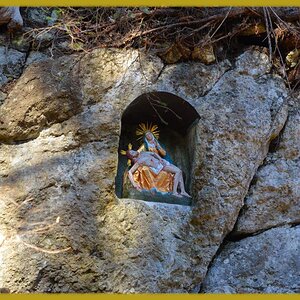 Kreuzweg zur Nußlberg Alm Kapelle