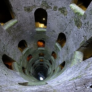 2012032611110458
Pozzo di San Patrizio_03