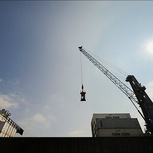 Hafen Duisburg - 06.04.2012 - Maersk Container Kran