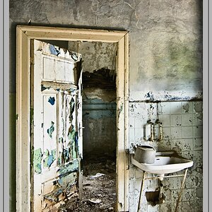 Waschtisch vor Zimmer