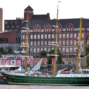 c DSC 4170 302