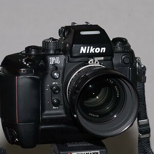 Nikon F4 s