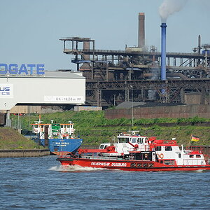 Feuerwehr Duisburg Löschboot 1