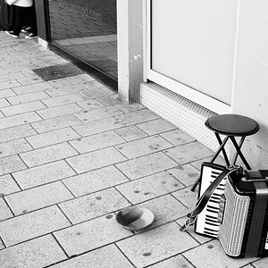 empty bw  DSC2020
