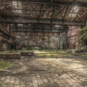 kleine Halle