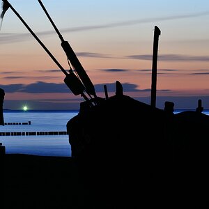 Kölpinsee/Usedom Boote bei Nacht Leuchturm