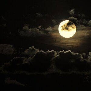 Vollmond nach Gewitter, Pilion / Griechenland