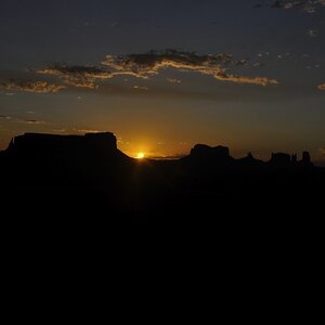 Sonnen Aufgang Monument Valley
