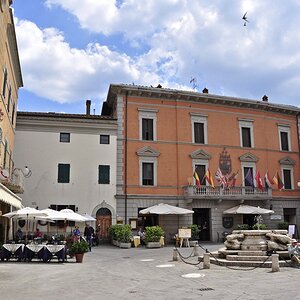 Piazza in Castiglione