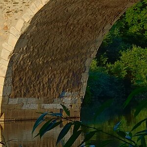 DSC 0207 100% NF-F
Limburg, Alte Lahnbrücke (100%-Crop)