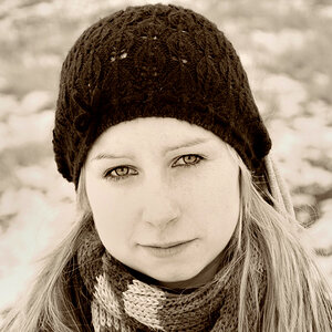 simone sepia