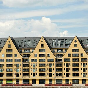 Köln 03.08.12 - Alte Hafenlagerhäuser