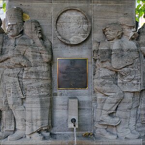 Köln 03.08.12 - Willy Ostermann Brunnen 01
