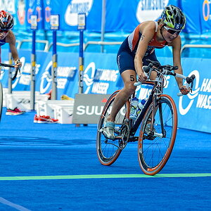 Rachel Klamer beim Dextro Energy Triathlon Hamburg, Elite Frauen, am 22.07.2012