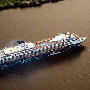 DSC 0006