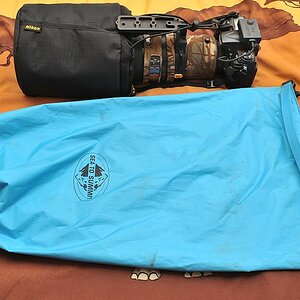 Wie kommt die King-Kong-Hantel in den Flieger?
Um die Masse und Größe des Handgepäcks möglichst gering zu halten, 
gibt es für das 500er keine eigene 