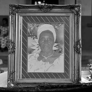 Beerdigungsfeier in Kumasi,
Bild der Verstorbene
2303 sw