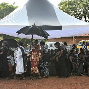 Beerdigungsfeier in Kumasi
2309