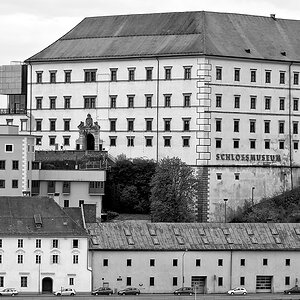 2120424 2868 sw Schloss Linz