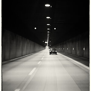 JR.Tunnel