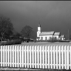 kirke i lauvsnes DSC04190