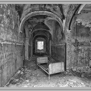 Krankenbett Ruine