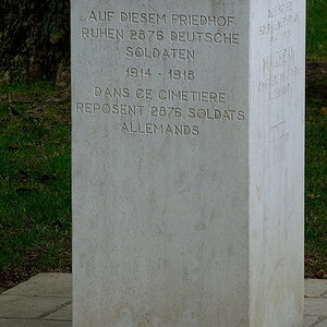 DSC 3285 bearbeitet klein, deutscher Soldatenfriedhof Maizeray/Frankreich
