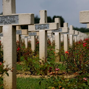 DSC 3358 bearbeitet klein, Beinhaus von Douaumont Frankreich