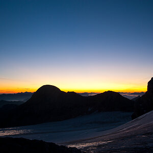 35 Morgenrot über dem Dachstein Gletscher