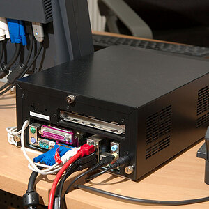 mini-ITX-Rechner (Rückansicht)