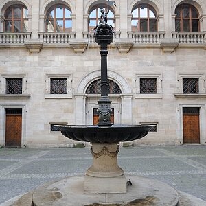 Puttenbrunnen
im Hof des Wolffschen Rathauses