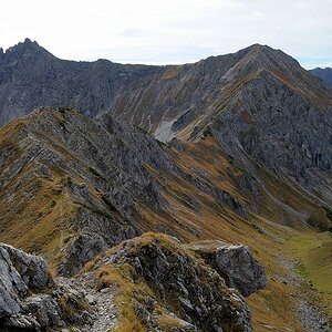 comp DSC 1356 bearbeitet

Blick auf die Kuhgehrenspitze