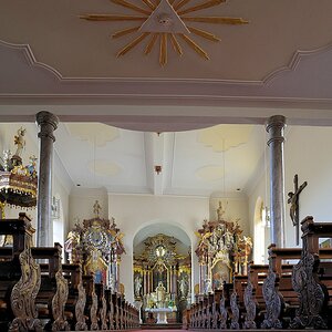 comp DSC 1471 bearbeitet ShiftN

Katholische Pfarrkirche St. Laurentius in Nordheim am Main