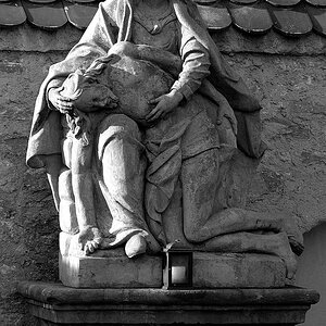 comp DSC 1474 bearbeitet S&W

Katholische Pfarrkirche St. Laurentius in Nordheim am Main