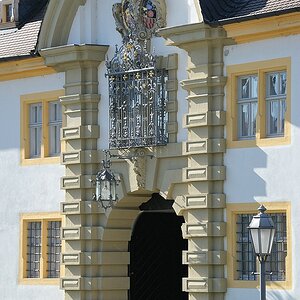 comp DSC 1545 bearbeitet ShiftN

Schloss Wiesentheid