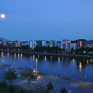 Mond2