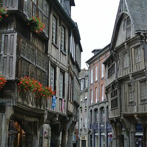 Dinan