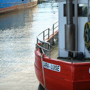 2012 11 30 101926 - Hafen Büsum - 
1/120s - f 5.6 - ISO 200 - FUJIFILM XF18-55mm F2.8-4 R LM OIS @55 (äqu. 83) mm
